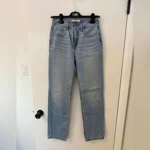 Levi Low Pro Jeans